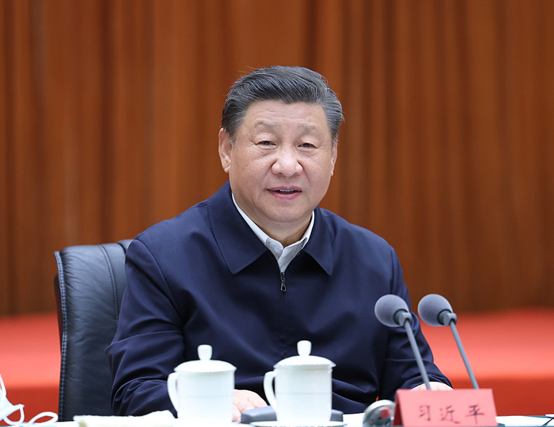 6月7日至8日，中共中央總書記、國家主席、中央軍委主席習近平在內(nèi)蒙古考察。這是8日上午，習近平在呼和浩特聽取內(nèi)蒙古自治區(qū)黨委和政府工作匯報并發(fā)表重要講話。